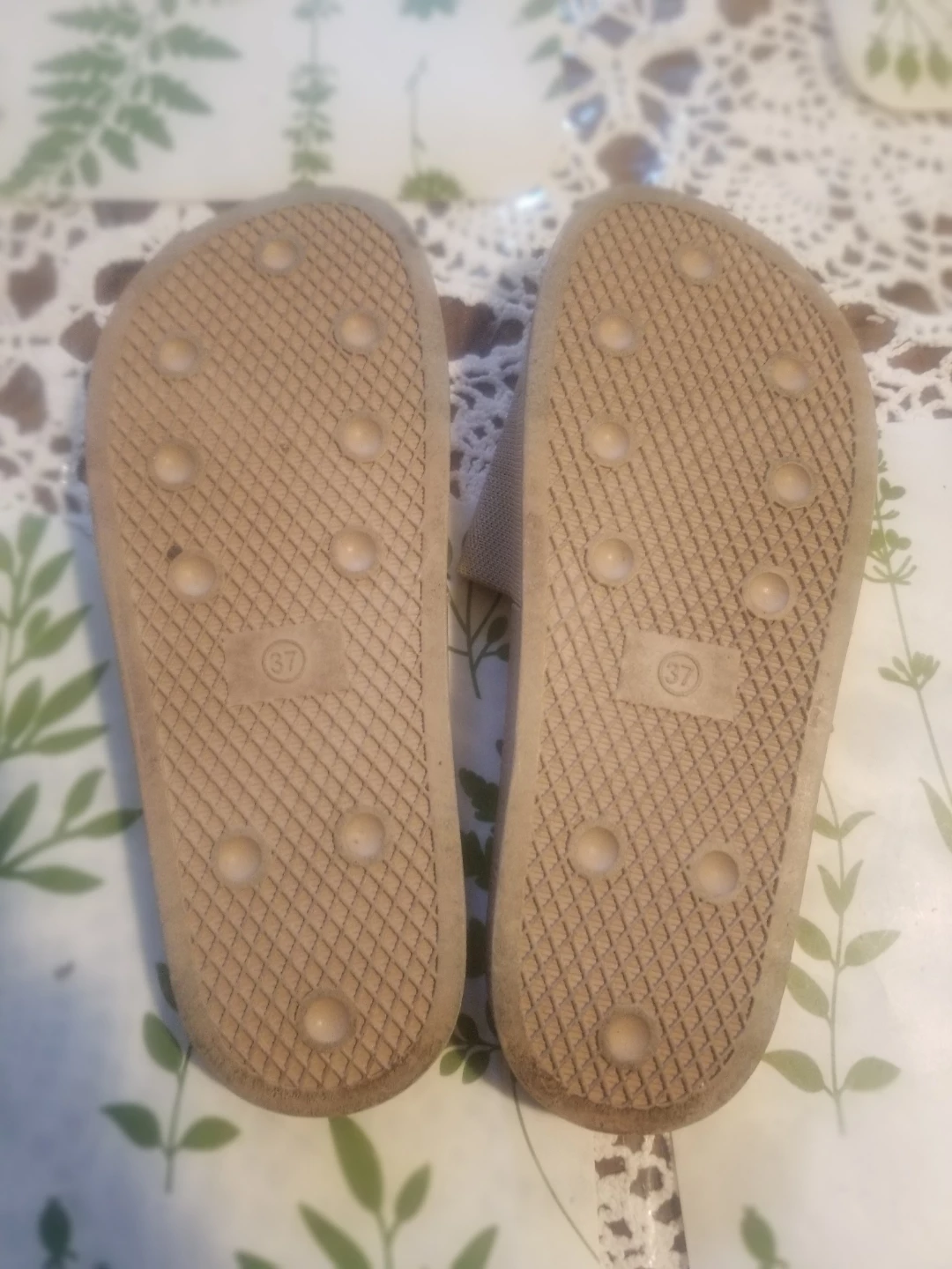 Beige Slides Size 37 - photo 2