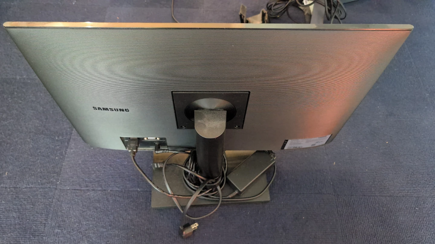 Samsung 24" FHD Monitor - photo 3