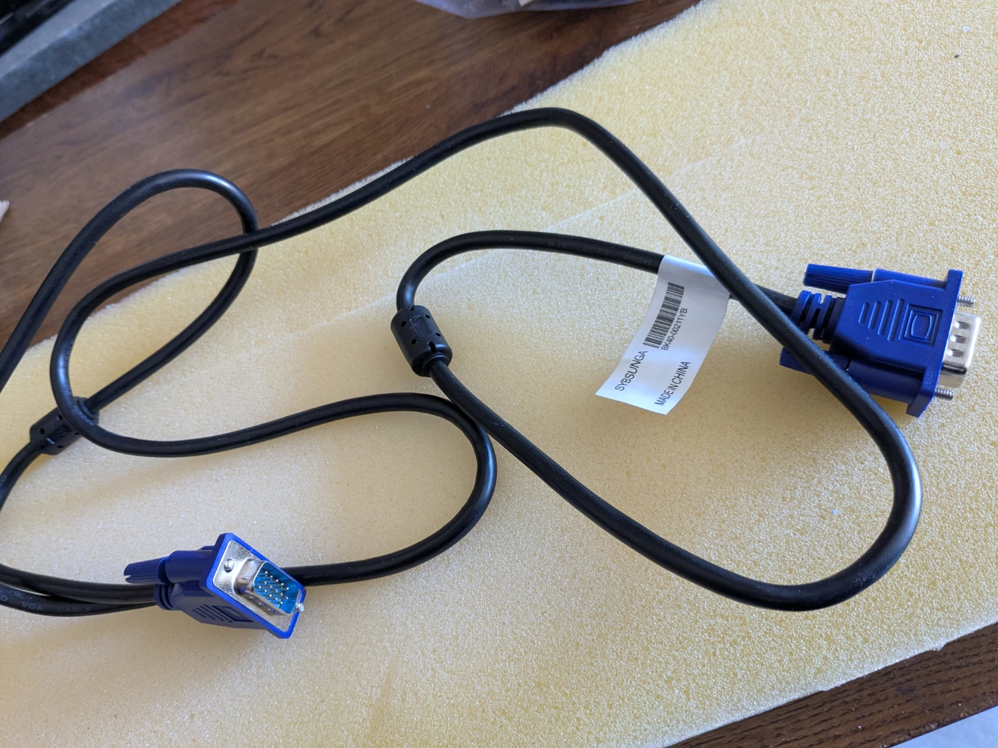 VGA Cable - photo 4