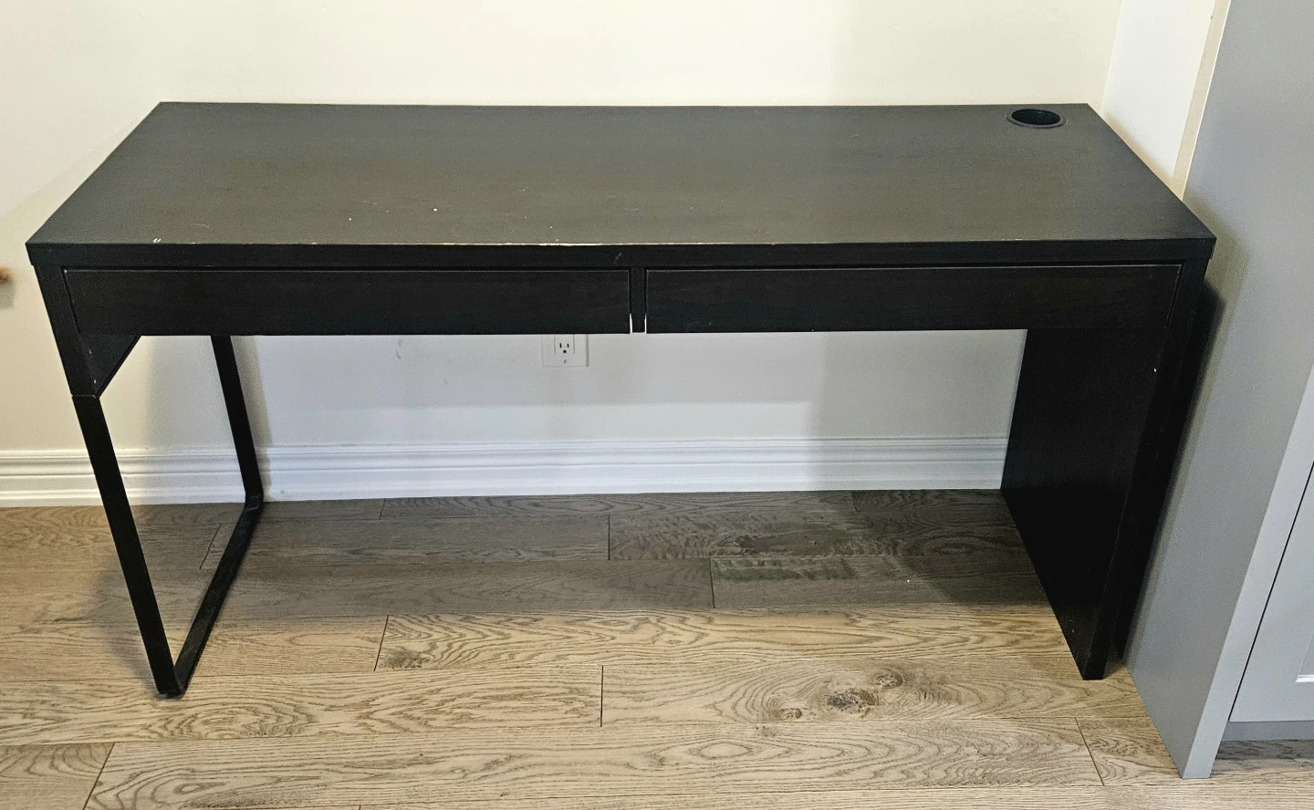 Black Desk with Two Drawers