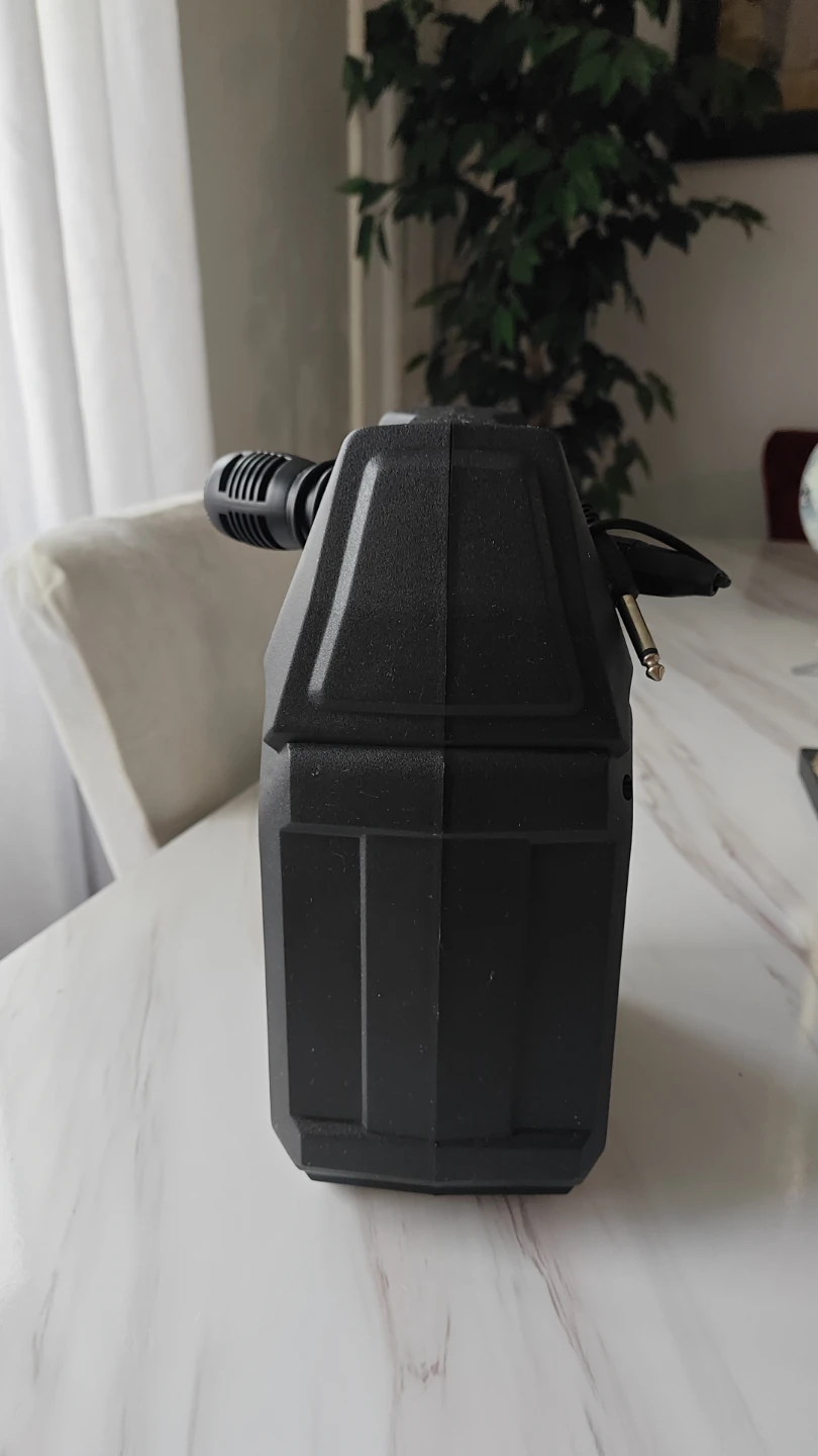 Portable Bluetooth Speaker with Microphone (Cash only) - photo 4