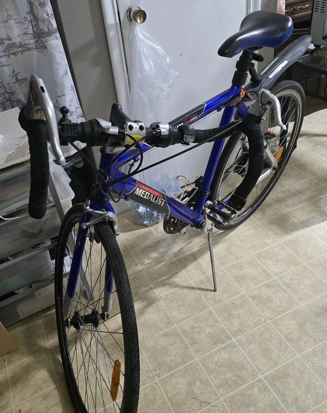 Blue Medalist Road Bike Size 27 - photo 3