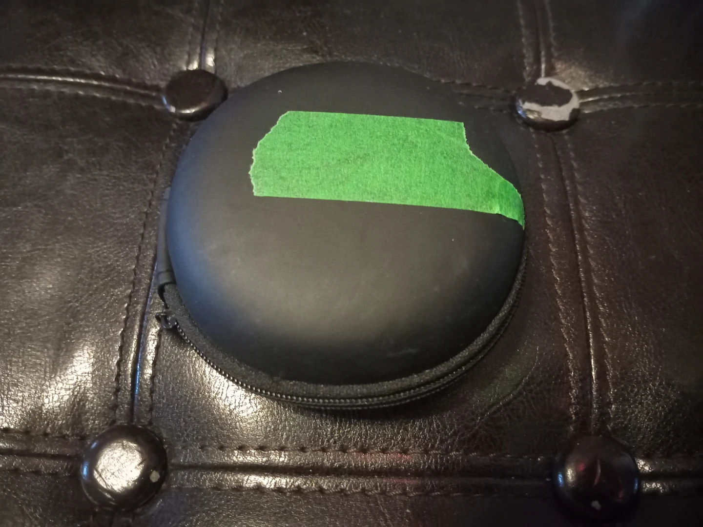 Wireless Earbuds with Case - photo 4