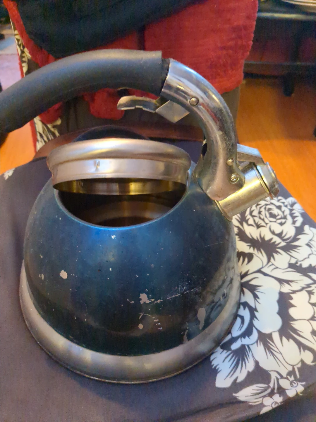 Blue Kettle with Black Handle - photo 3