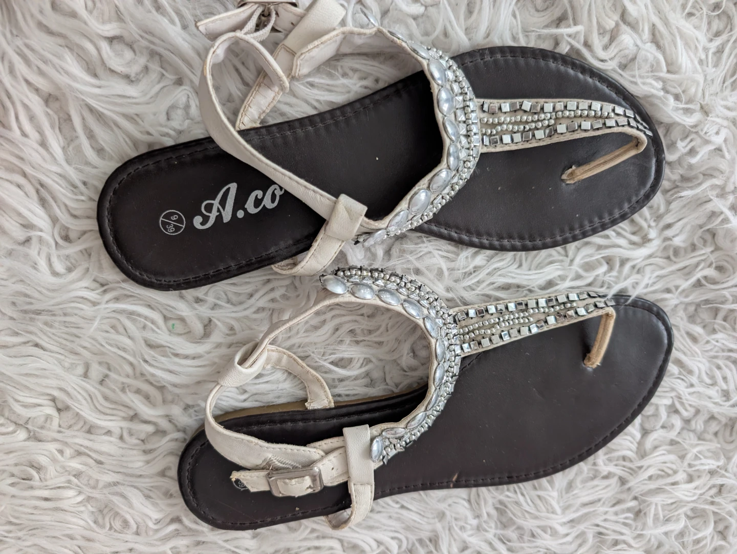 Embellished Flat Sandals - photo 3