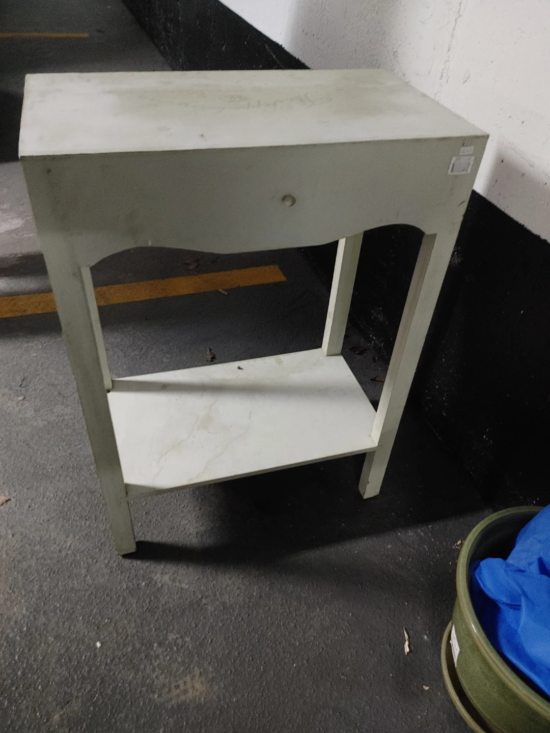 The Pepperberry Inn Nightstand with Drawer - photo 4