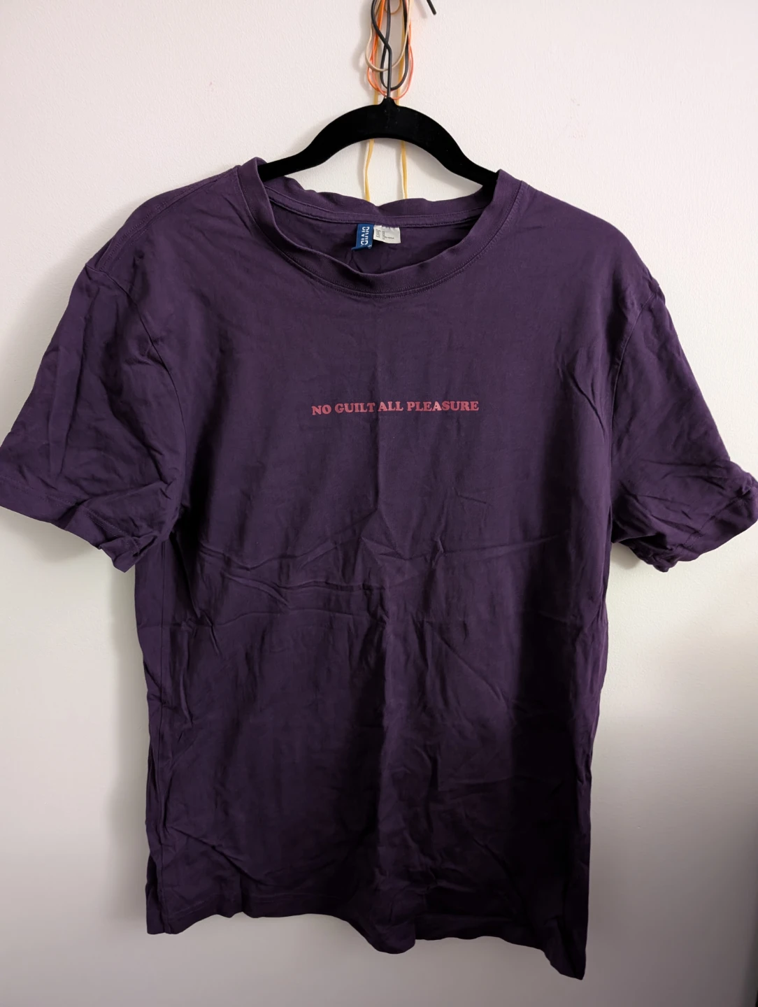Divided H&M Graphic T-Shirt No Guilt All Pleasure 100% Cotton