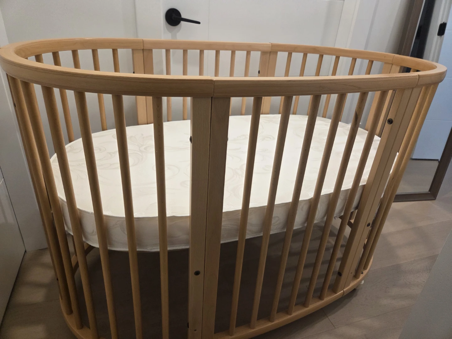 Stokke sleepi crib with mini