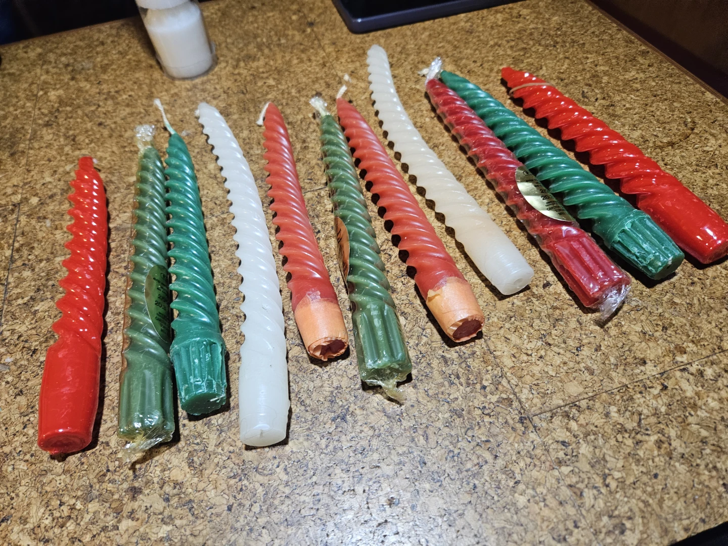 Carlton Cards Twisty Candles - Red, Green, White (Set of 9) - photo 4
