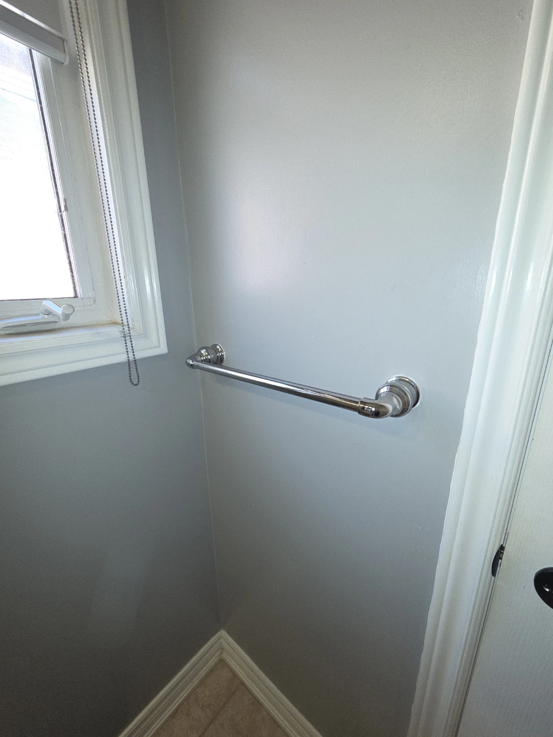 Chrome Towel Bar and Toilet Paper Holder Set