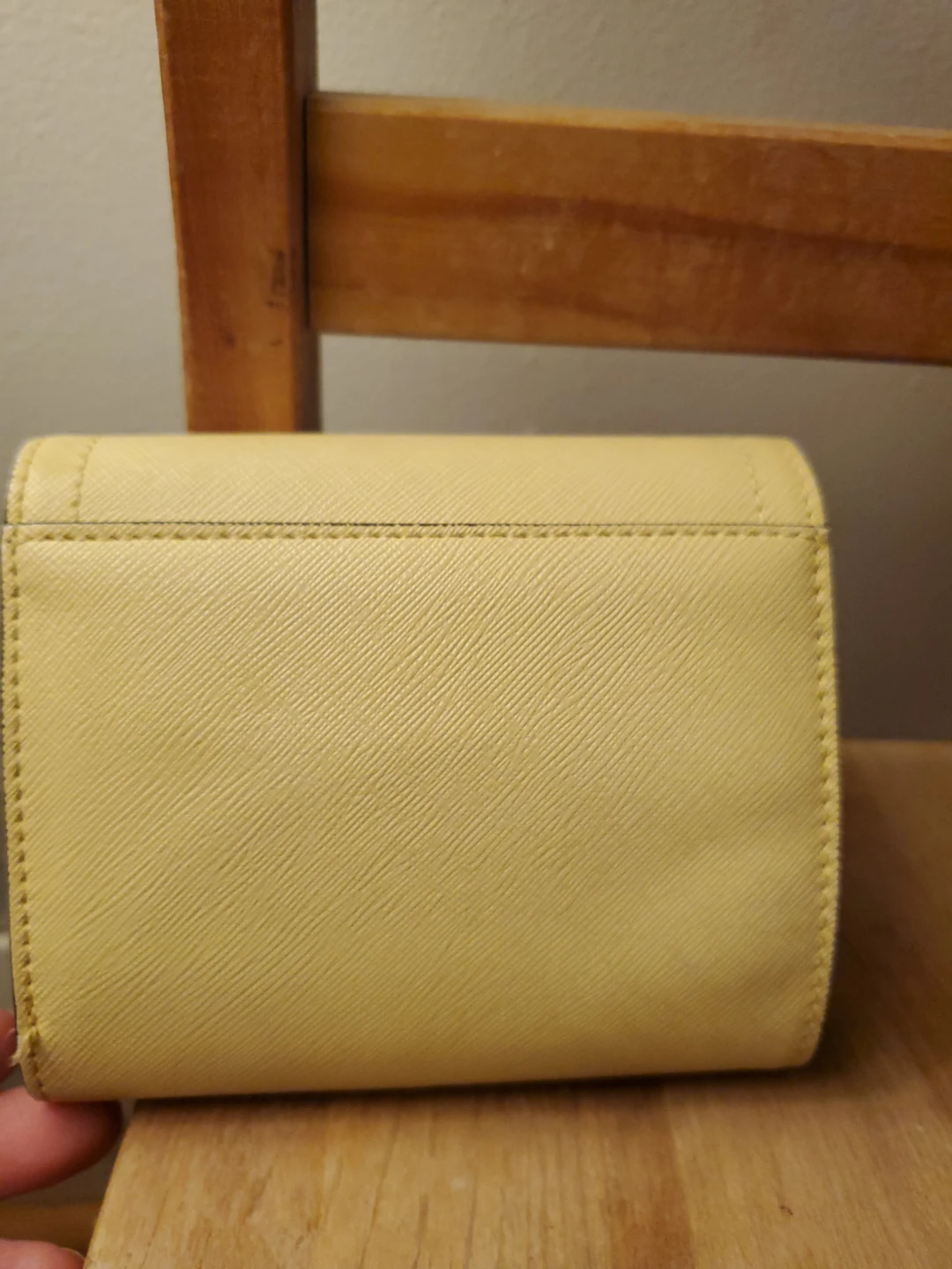 Guess Tri-Fold Wallet - Pale Yellow - photo 2