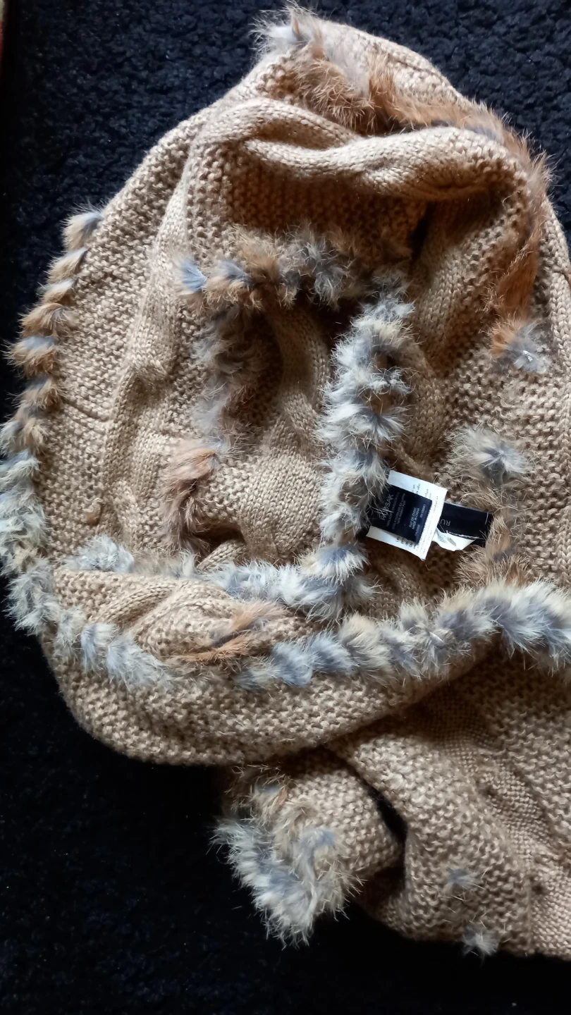 Rudsak Knit Scarf with Rabbit Fur Trim - photo 2