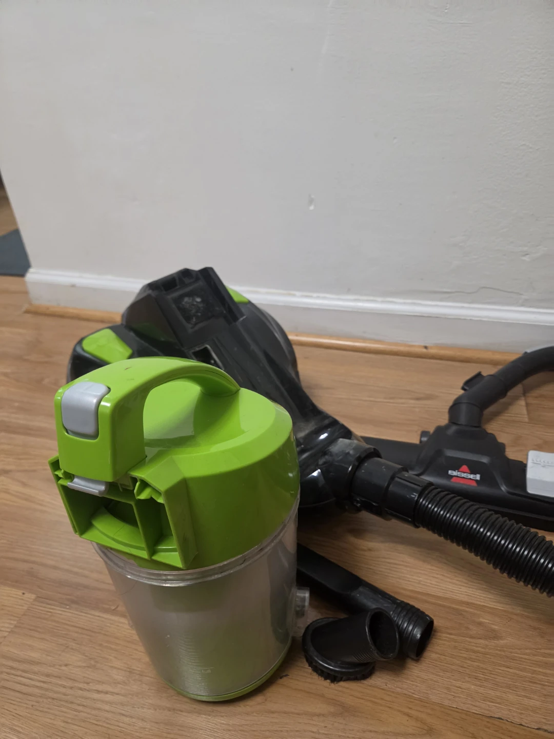 Bissell Zing Canister Vacuum - photo 2