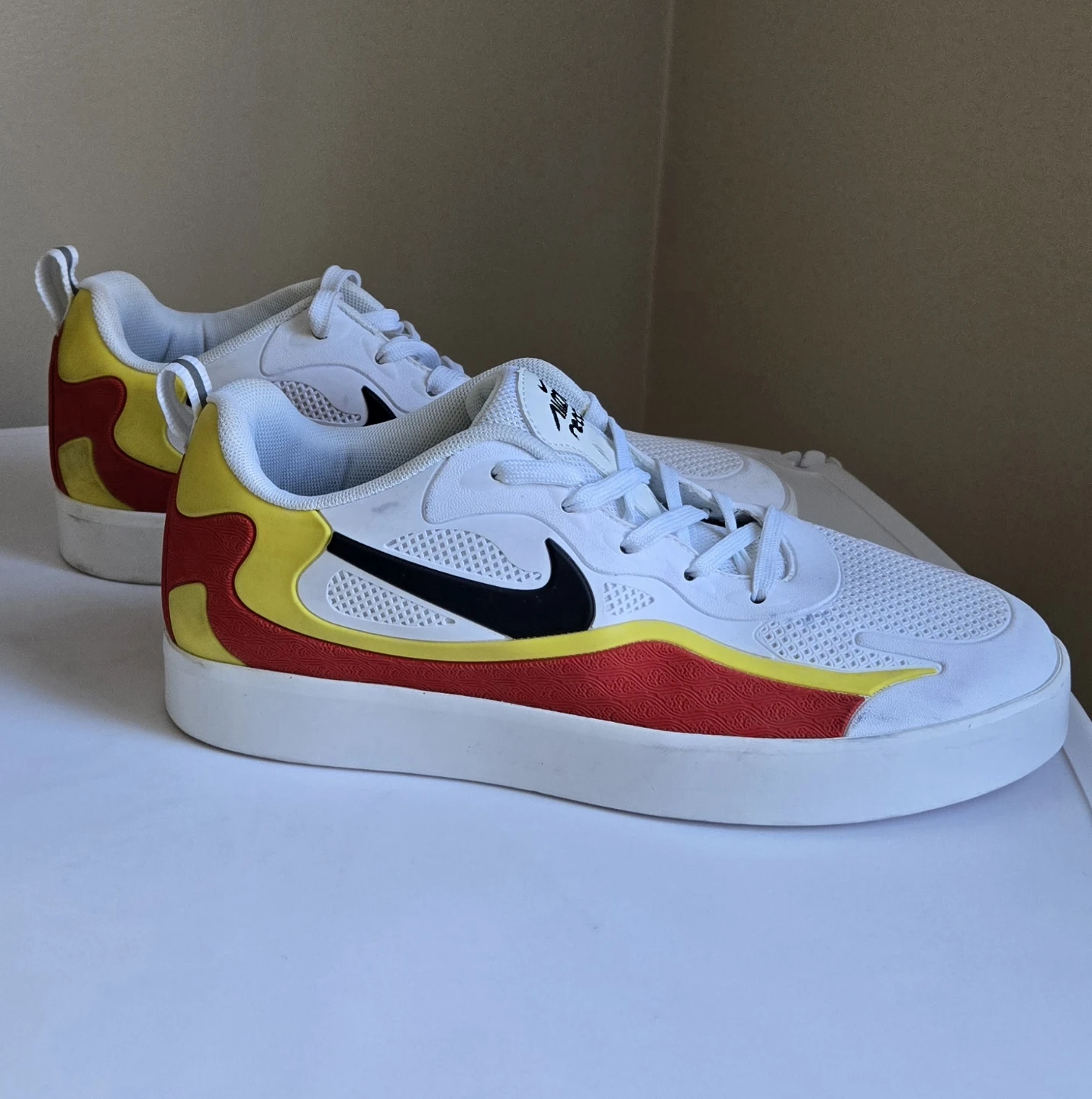 Nike Air Max 270 React White Red Yellow Sneakers - photo 4