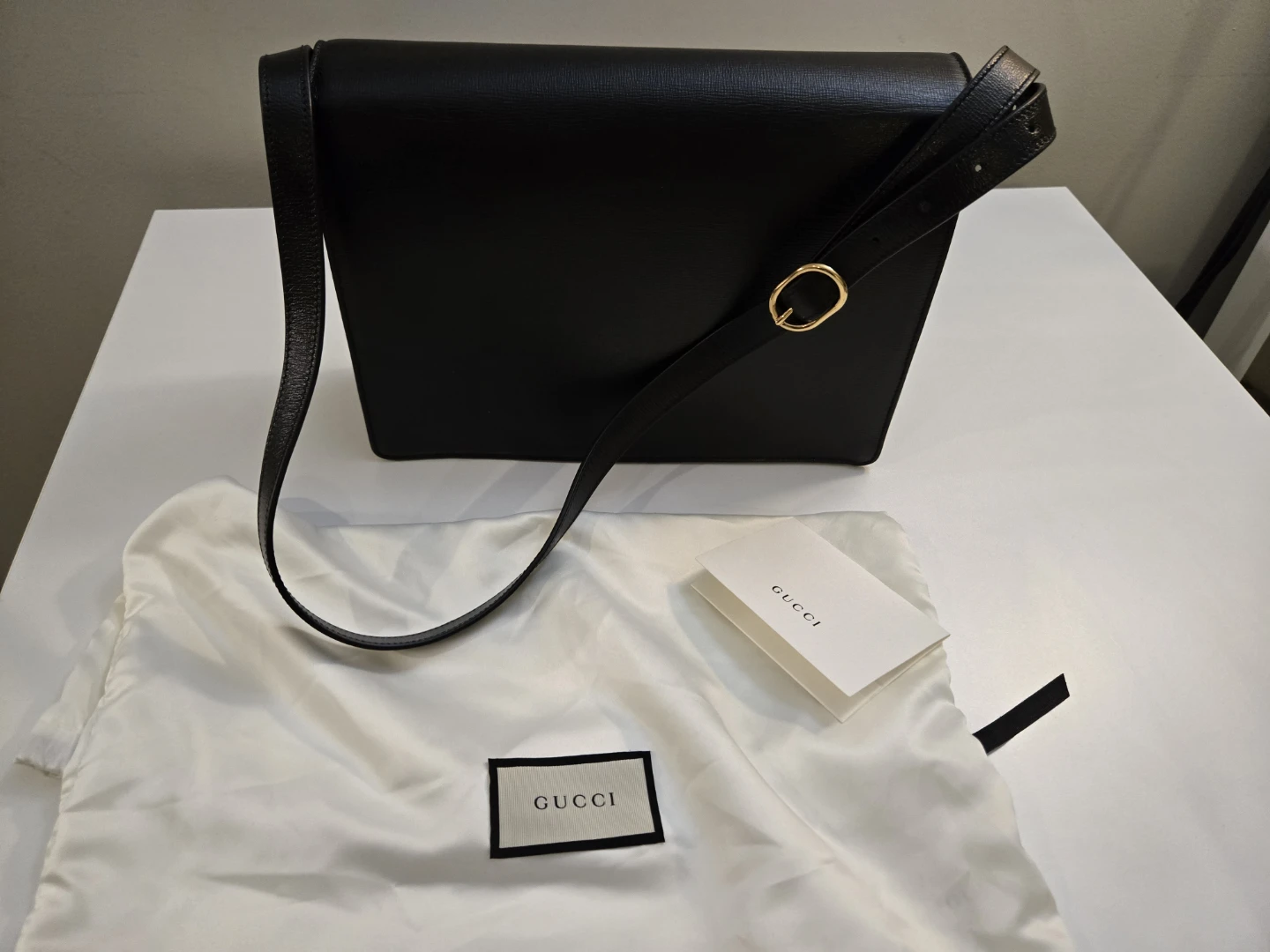 Authentic Gucci GG Ring Leather Shoulder Bag - photo 5