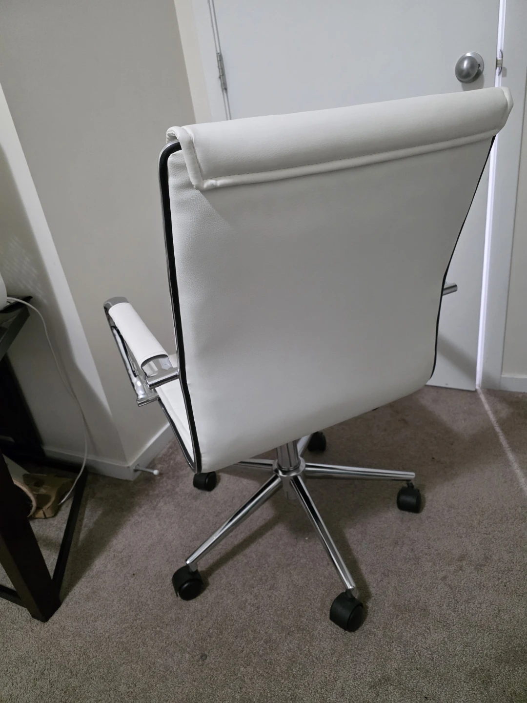 White Faux Leather Office Chair - photo 4
