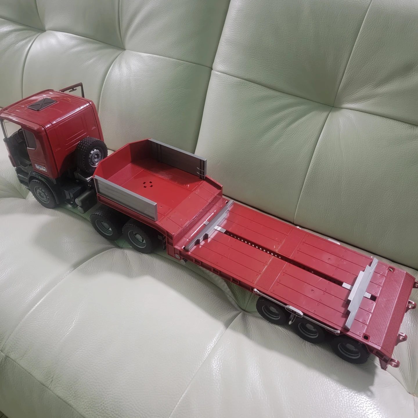 Bruder Scania R-Series Low Loader Truck Toy - photo 5