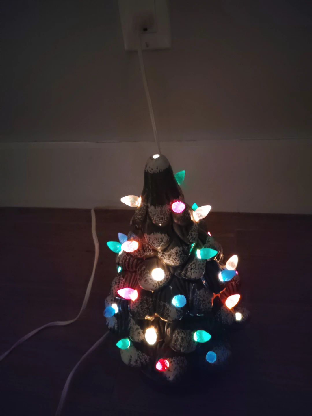 Vintage Ceramic Christmas Tree Light - photo 2