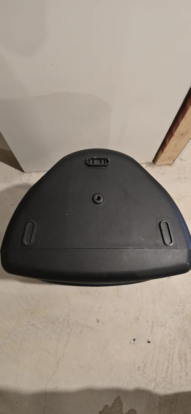Behringer Eurolive B215D Active PA Speaker System - photo 2