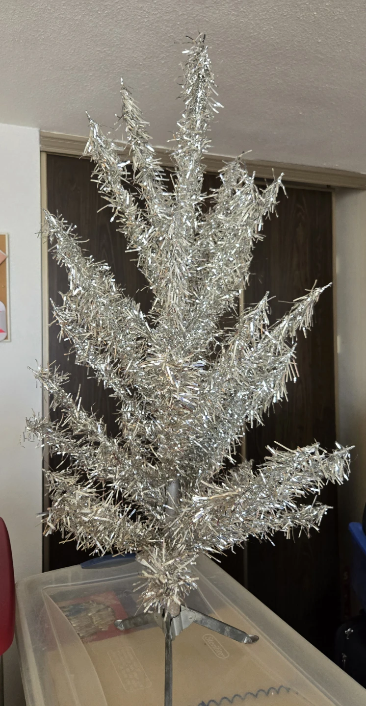 Vintage Silver Tinsel Christmas Trees - photo 4