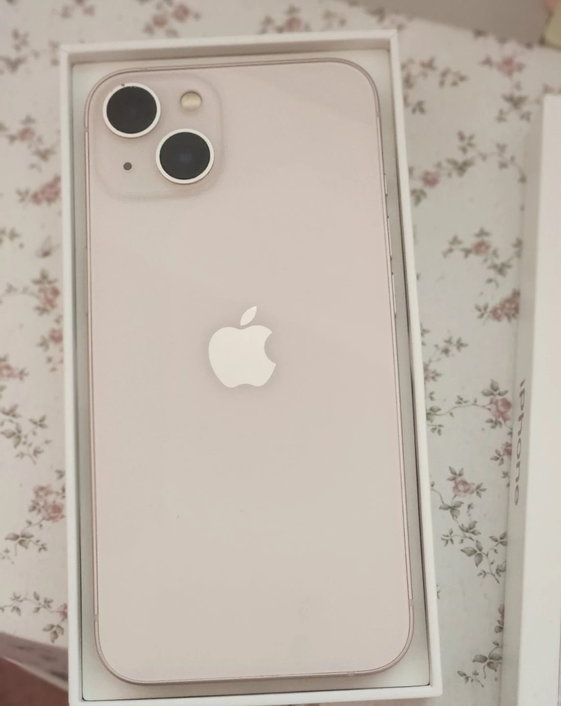 Unlocked 128gb iPhone 13 Pink - photo 2