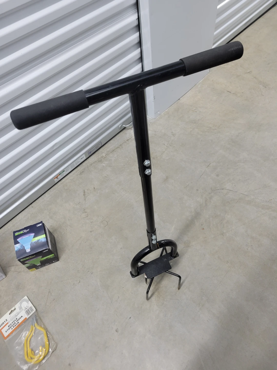 Black Garden Weeder Tool