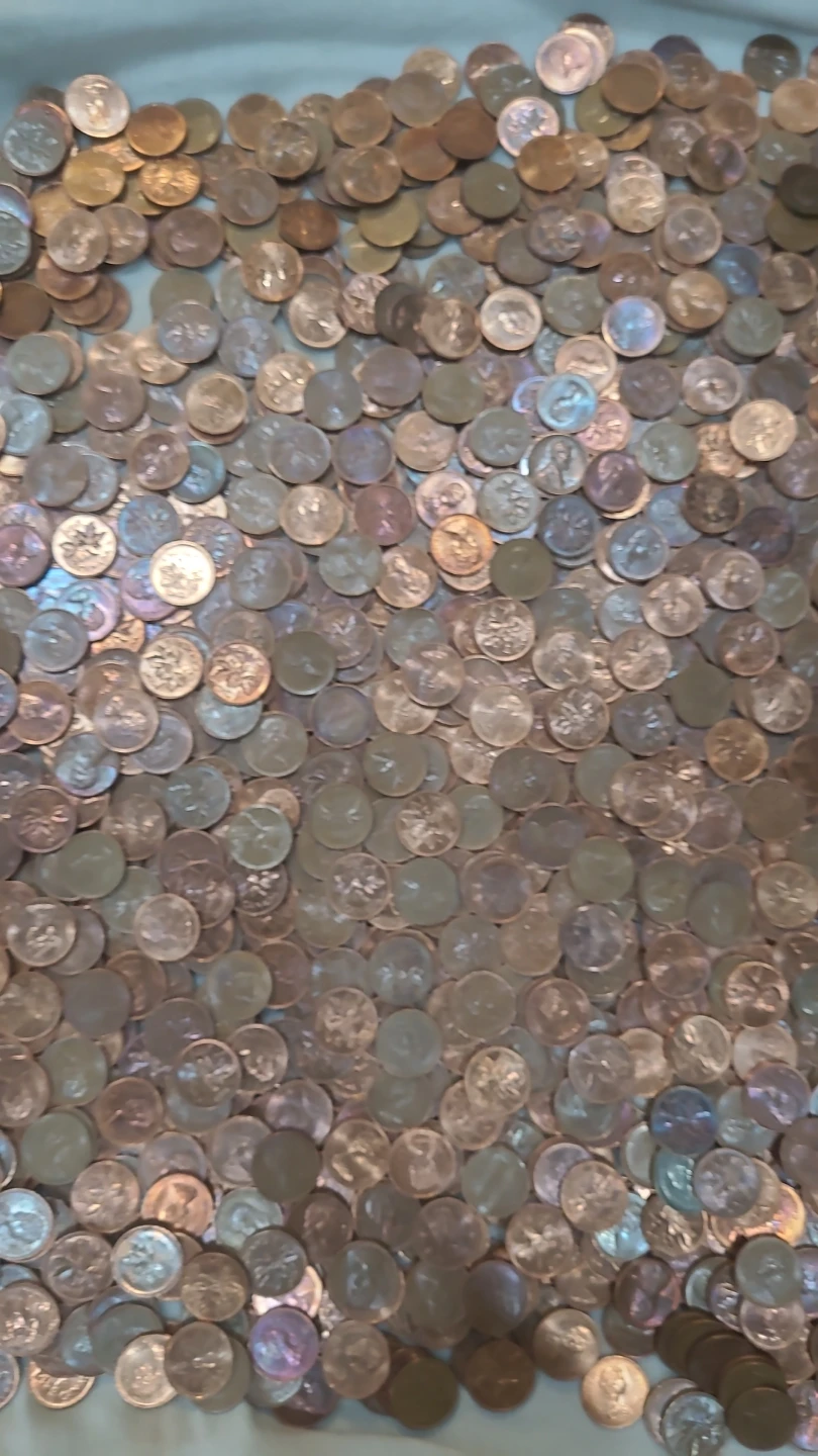 Canadian Pennies from 1960 t0 1980.