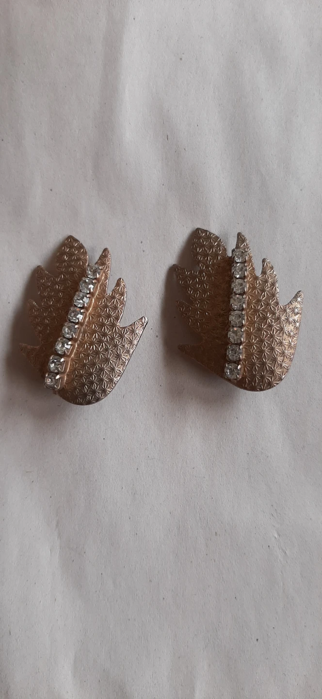 Vintage Sarah Coventry Clip on earrings