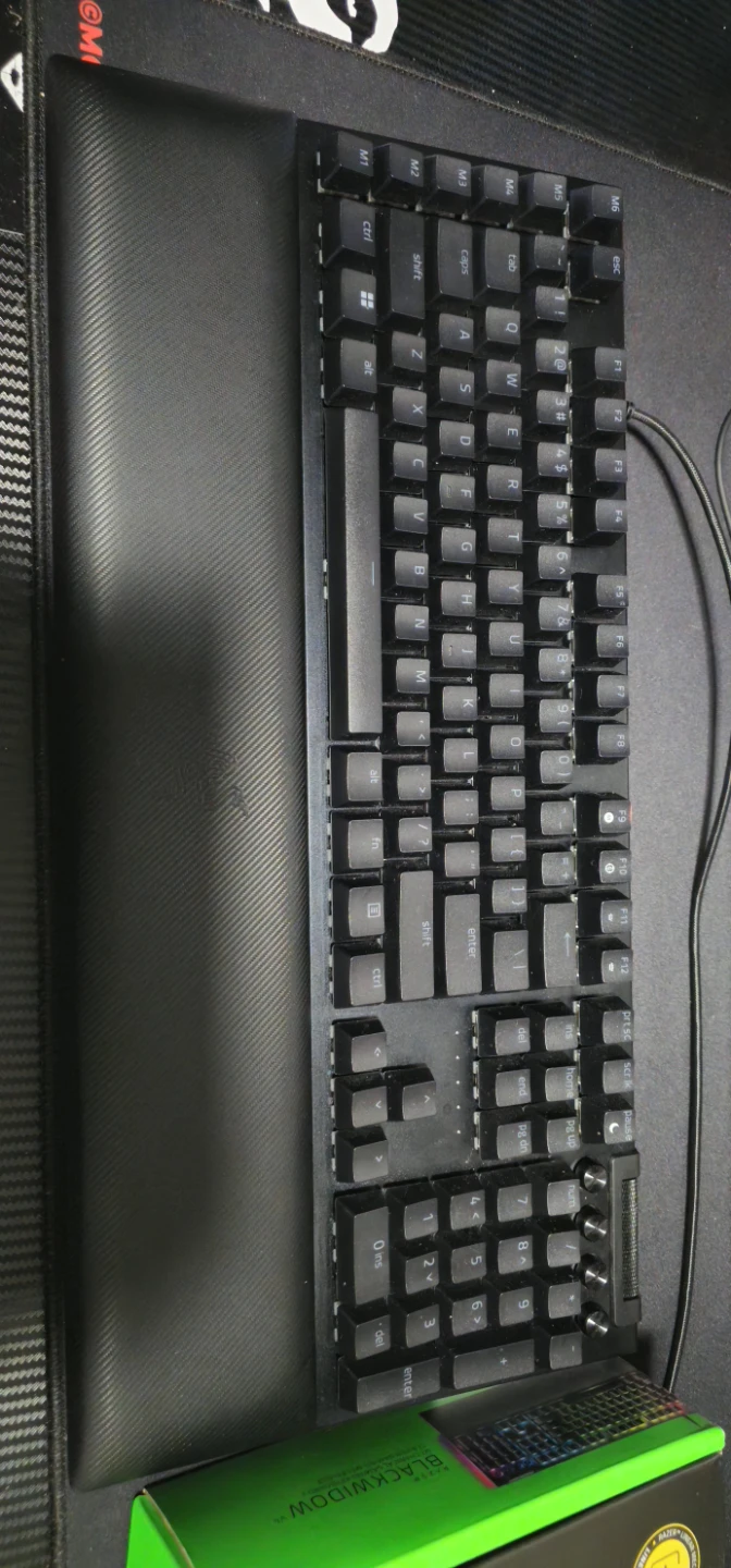 Razer BlackWidow V4 Mechanical Gaming Keyboard - photo 3