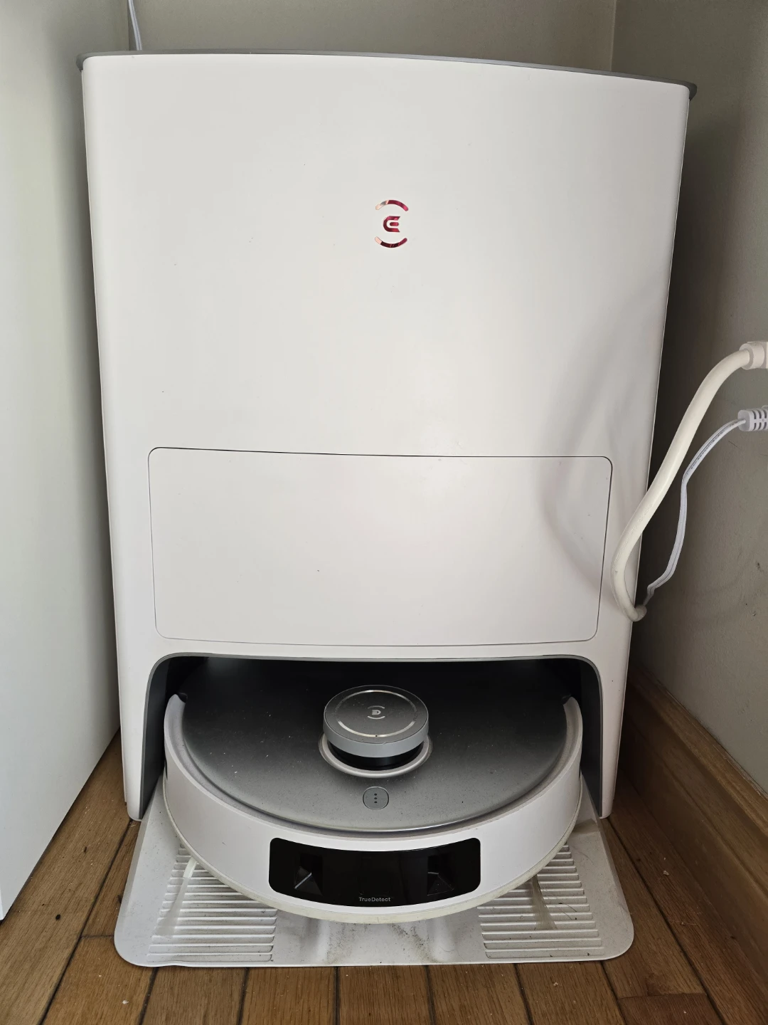 ECOVACS DEEBOT T10 Omni Robotic Vacuum and Mop
