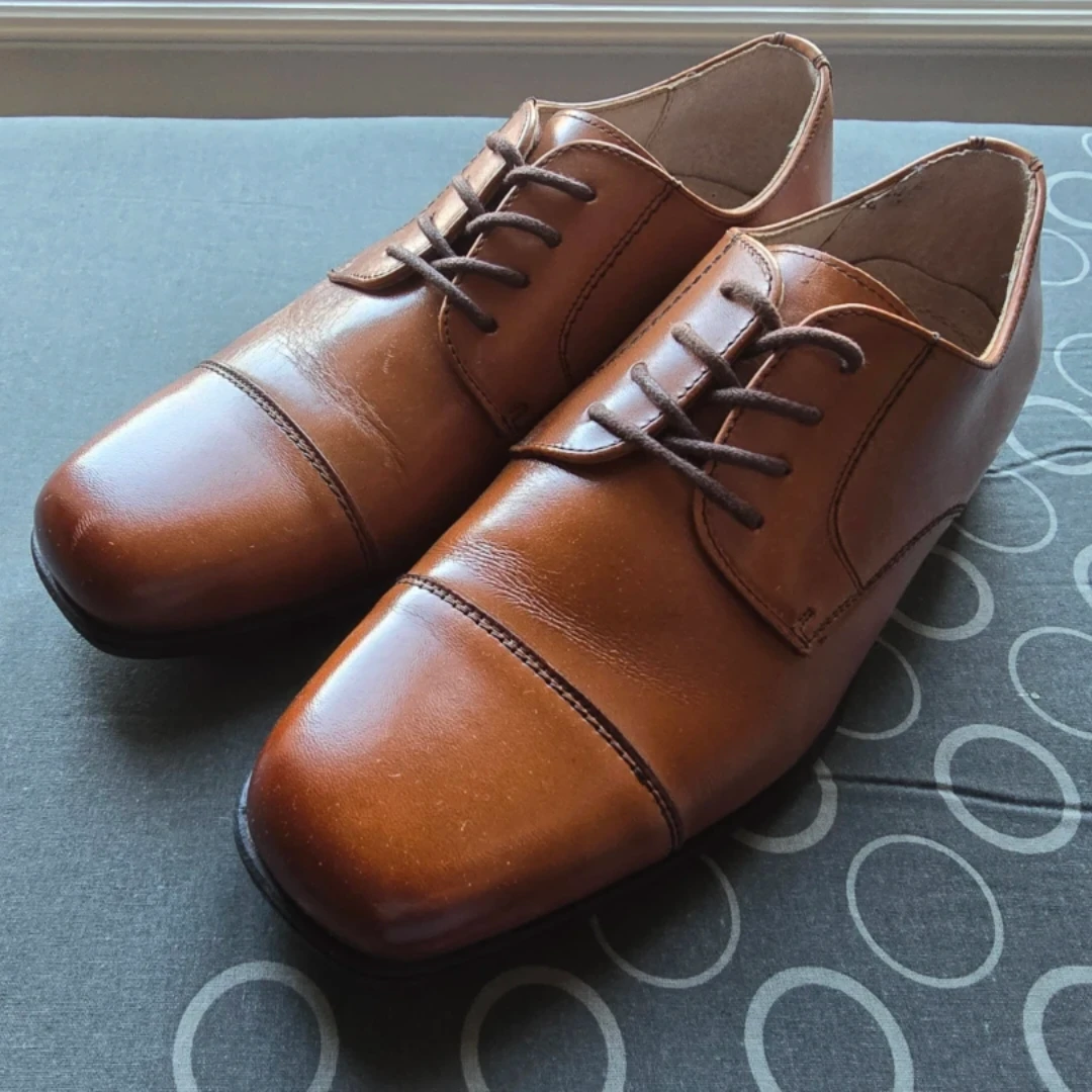 BNIB Florshiem Brown Leather Dress Shoes - Boys Size 5.5M