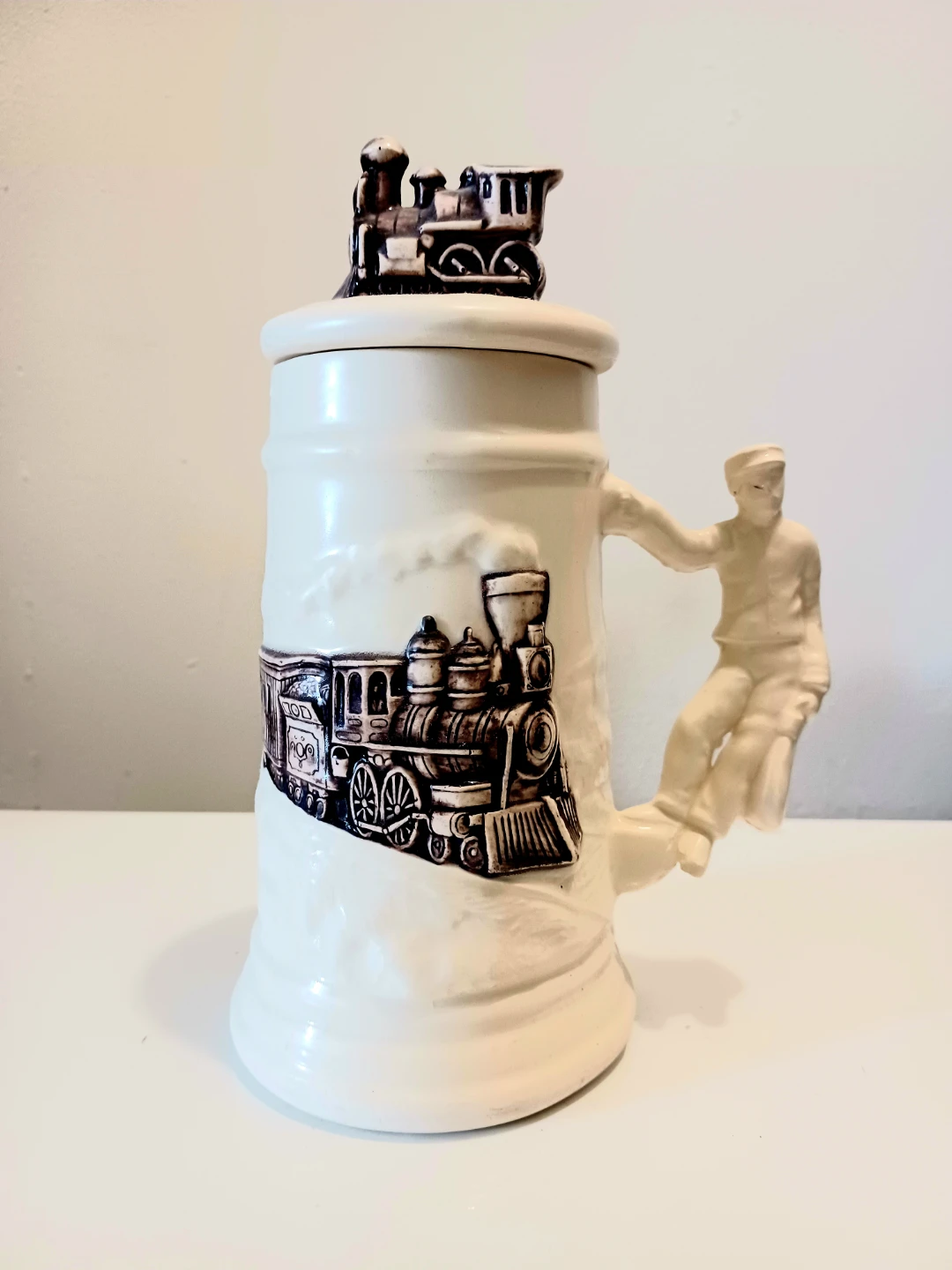 Vtg  3D Hershey R.R. Porcelain Beer Stein