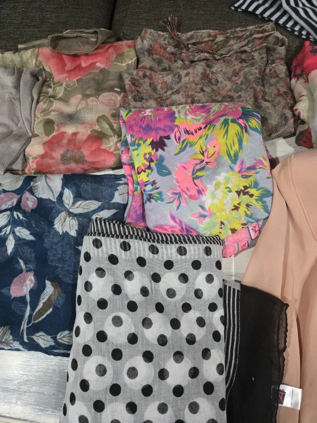 Assorted Scarves and Hijab - photo 2