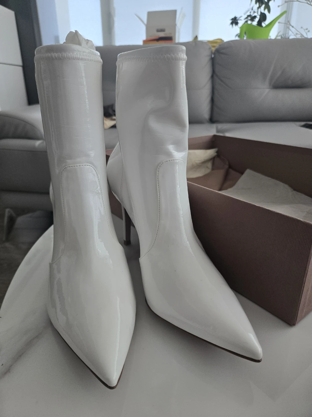 Gianvito Rossi White Patent Leather Pointed Toe Boots size 9