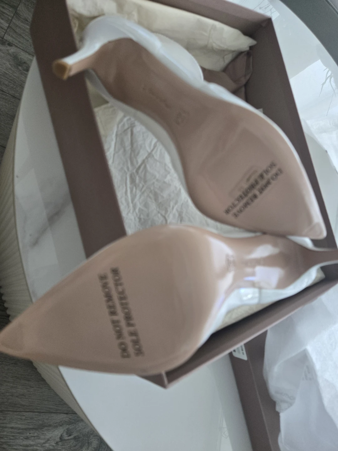 Gianvito Rossi White Patent Leather Pointed Toe Boots size 9 - photo 5