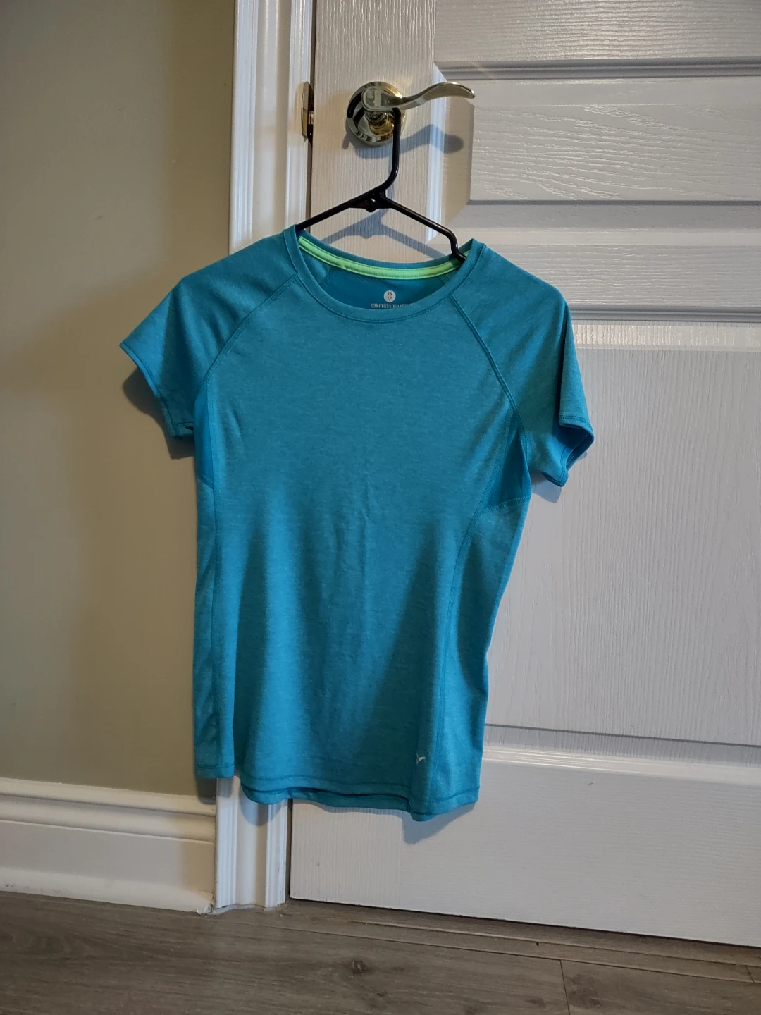 Athletic Works Blue Short Sleeve T-Shirt