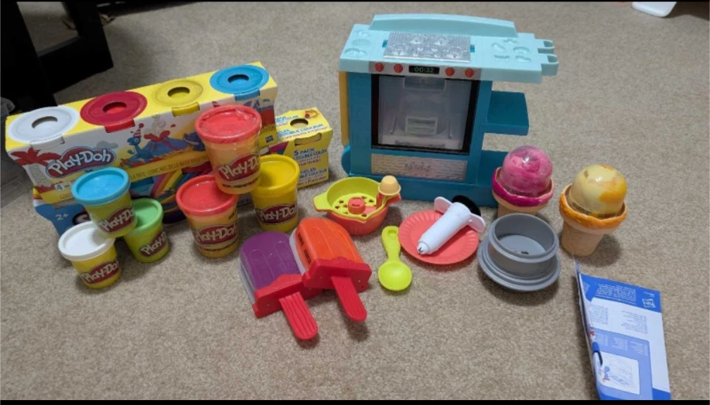 Play-Doh Kitchen and accessories - photo 2