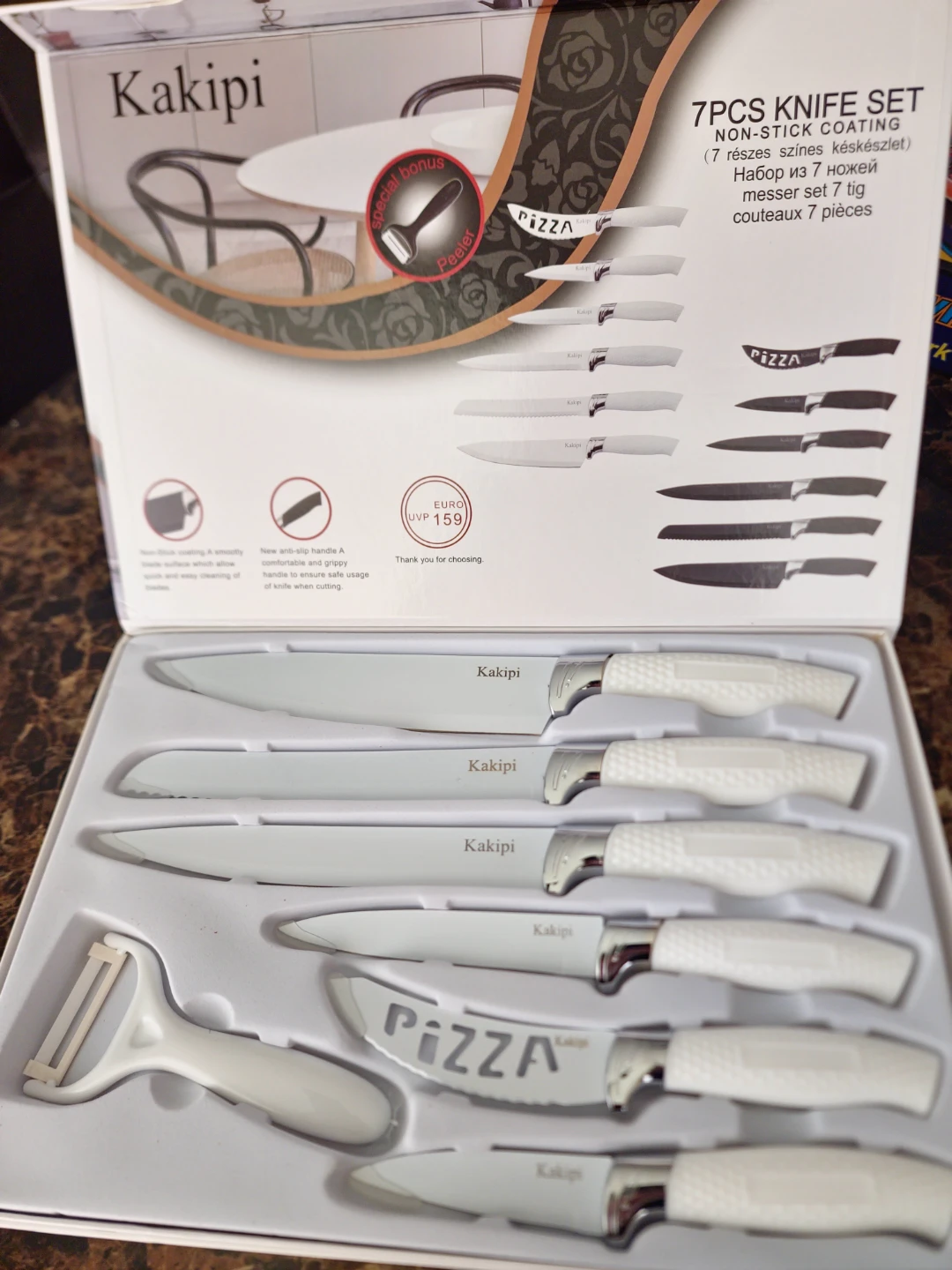 NEW in gift box 7pc Knife Set with Peeler - Non-Stick Coating