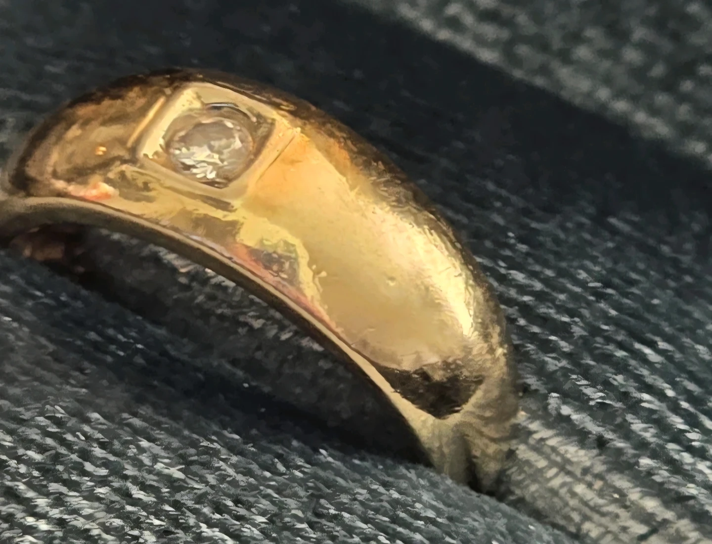 14k. Mens Vintage 14k. Ring with Diamond