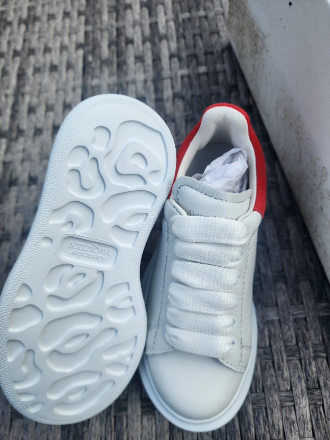 Alexander McQueen Kids' White/Lust Red Sneaker Size 25 - photo 5