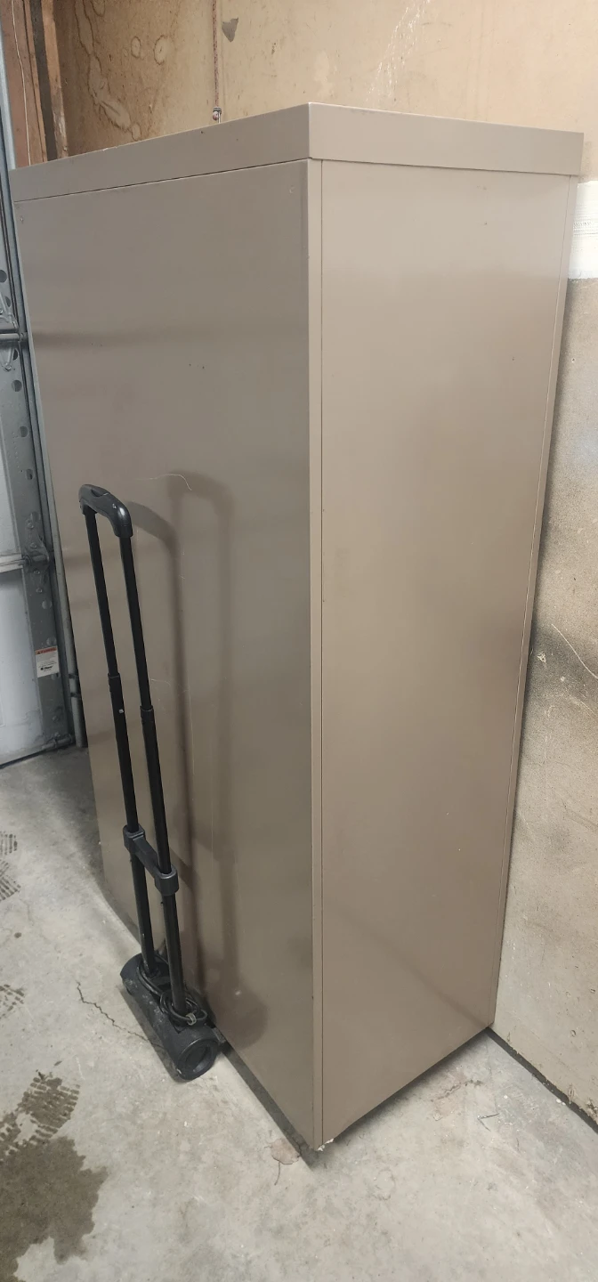 4-Drawer Filing Cabinet - photo 3