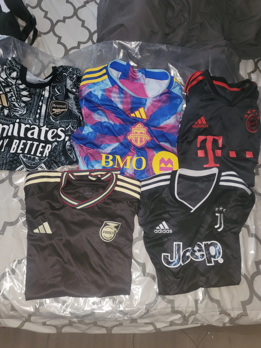 Collection of 5 Soccer Jerseys  Arsenal, Toronto Bayern Jamaica