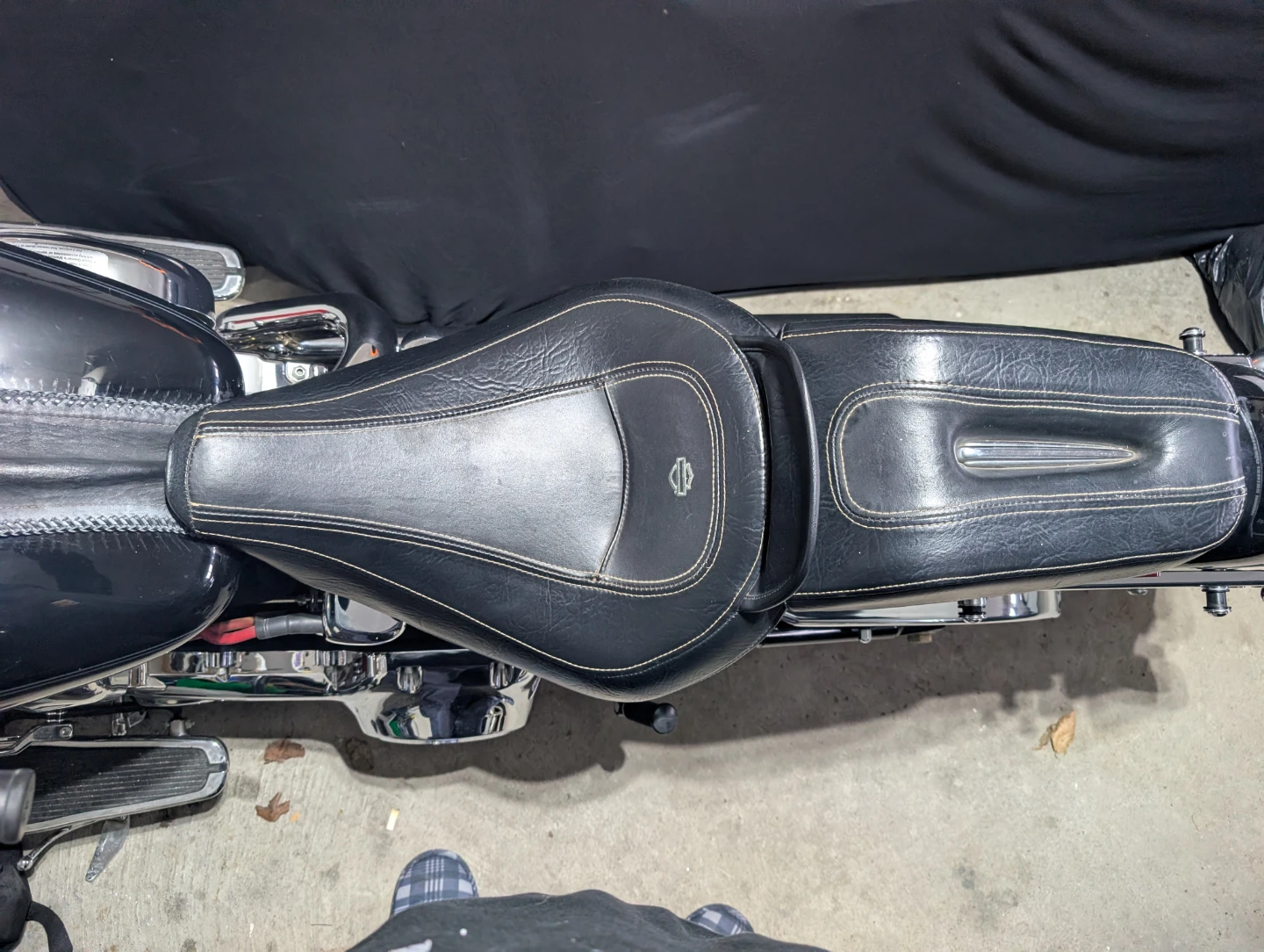 Harley Davidson Solo seat with passenger pillion
