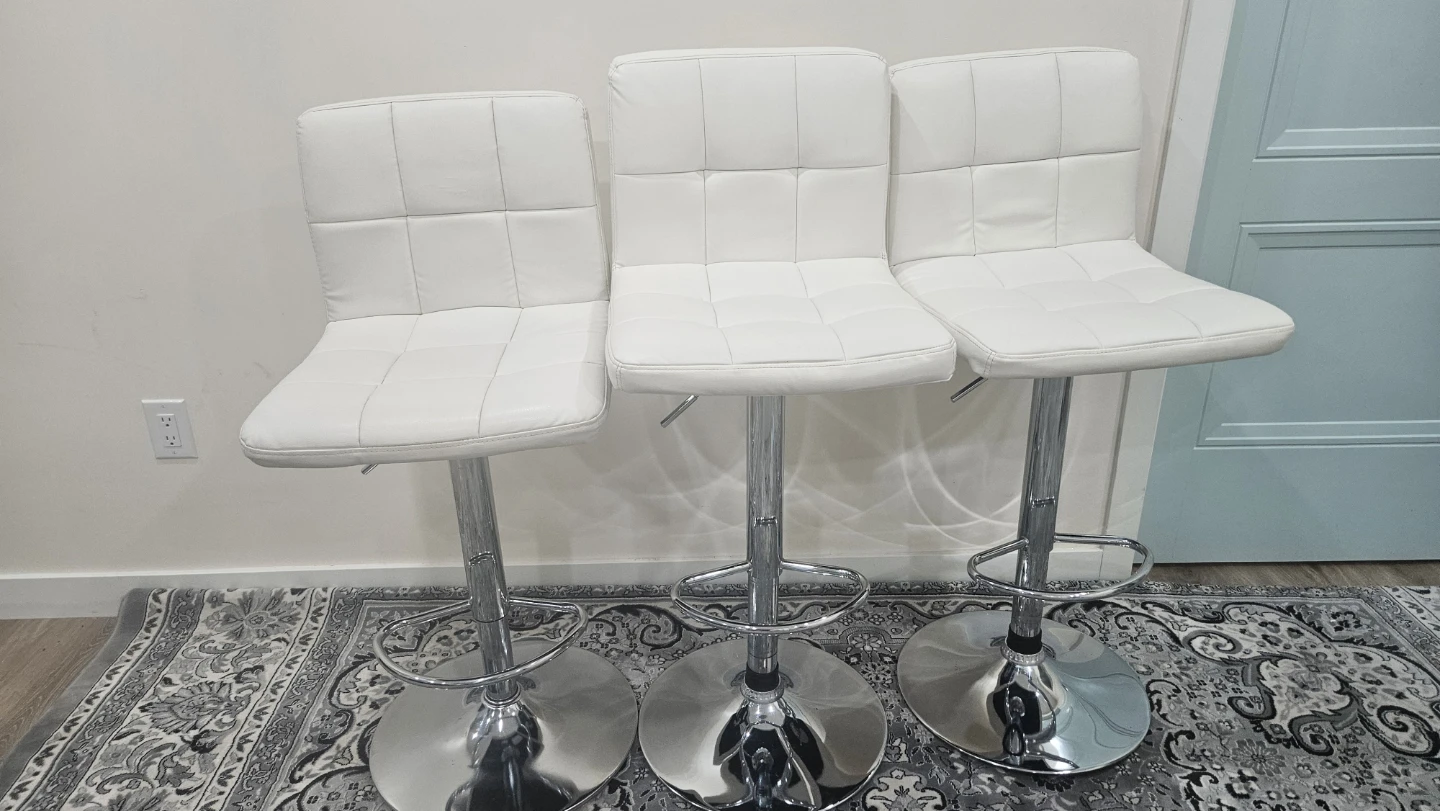 Set of 3 White Adjustable Bar Stools - photo 2