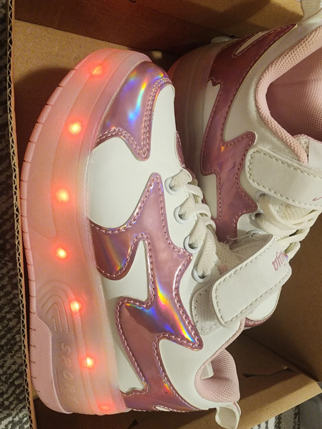 Miya Miya Roller Shoes - Pink/White - Size 30 - photo 3