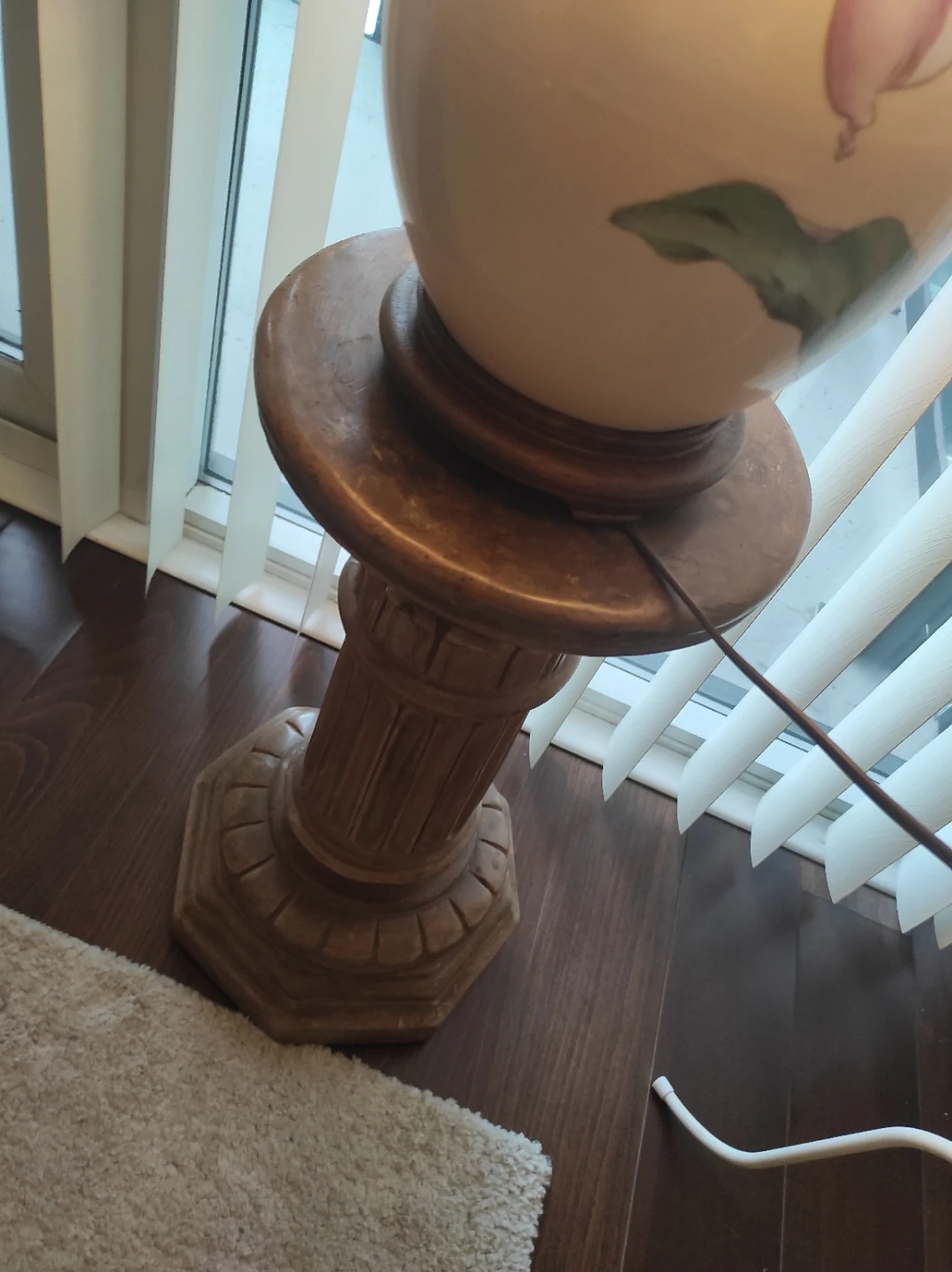 Vintage Floral Ceramic Table Lamp with Pedestal Stand - photo 2