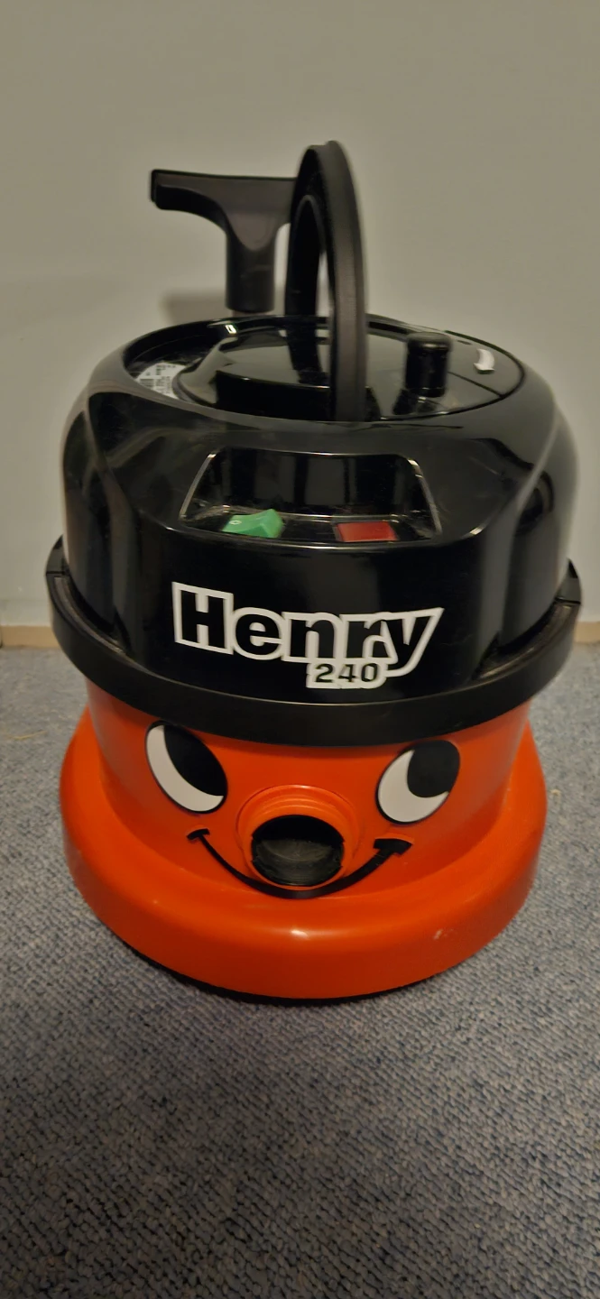 Numatic Henry 240 Vacuum Cleaner
