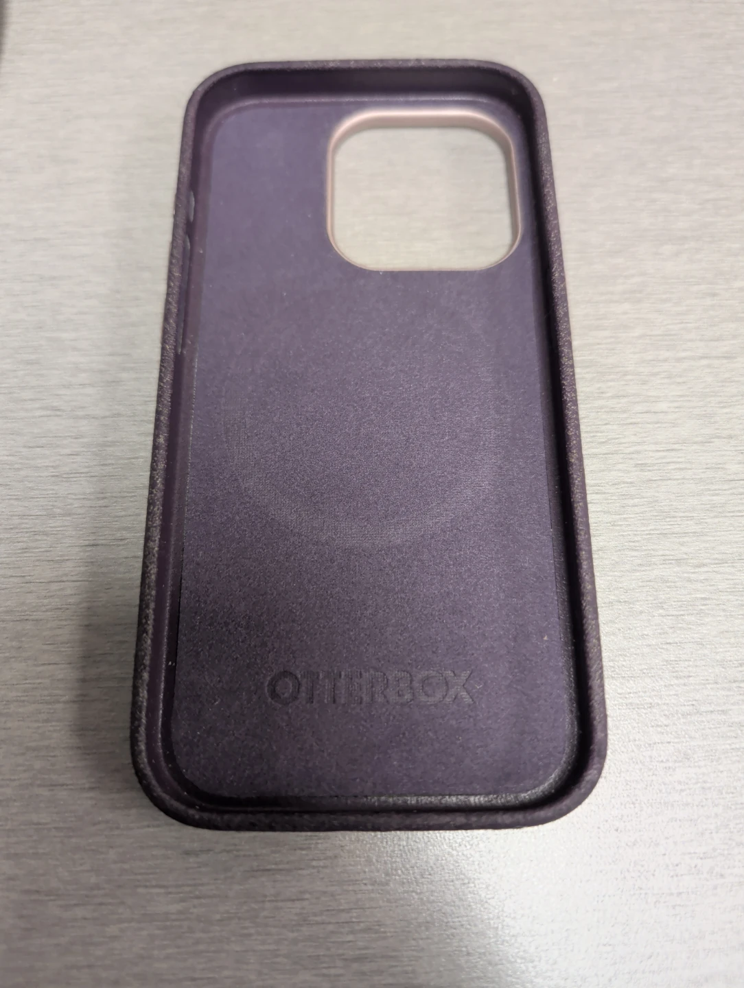 OtterBox case for iPhone 15 Pro - photo 2