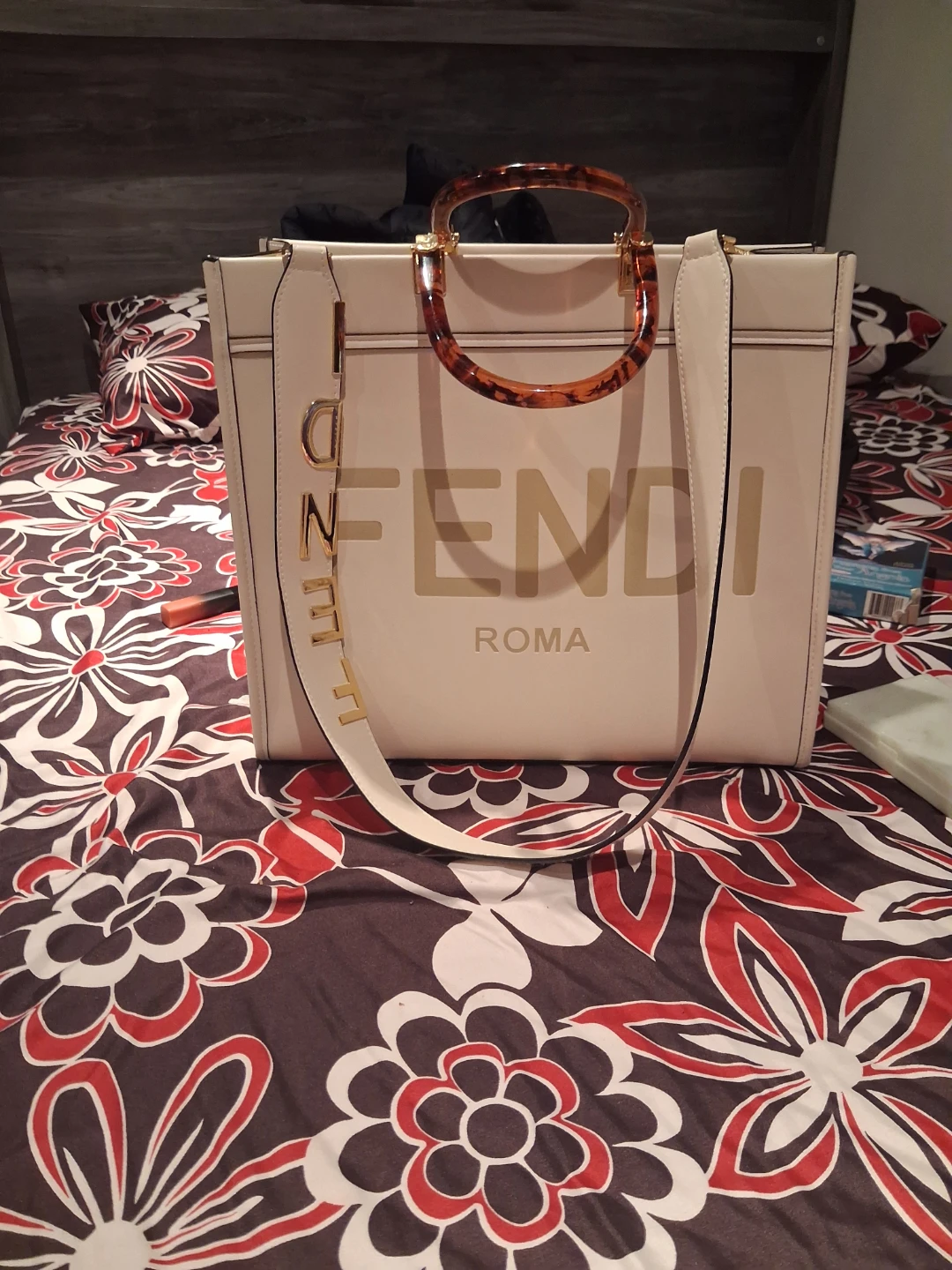 Fendi Roma Tote Bag - photo 4