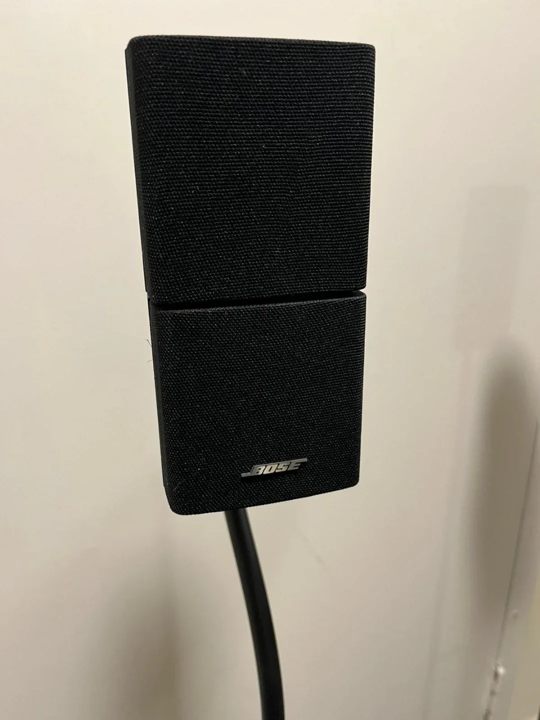 Bose Cube Speakers with Stands - photo 5